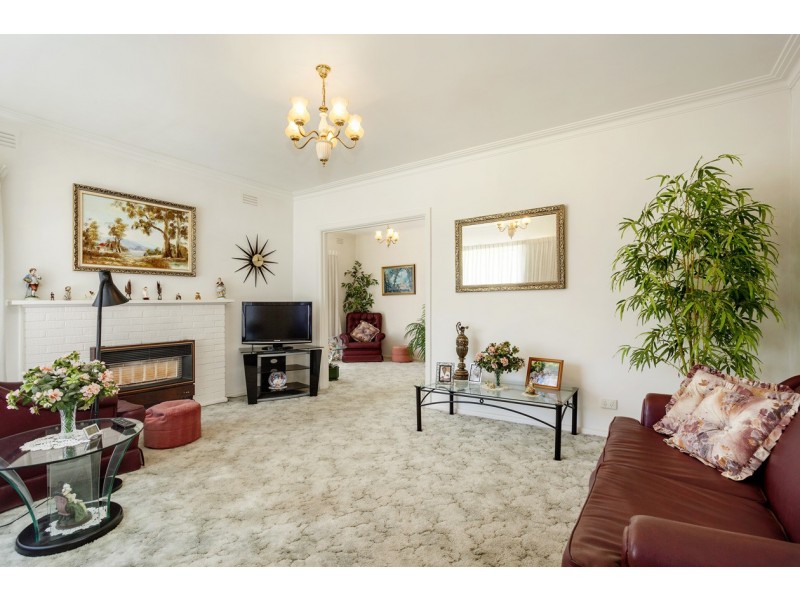 14 Elvie Street, Doncaster East VIC 3109