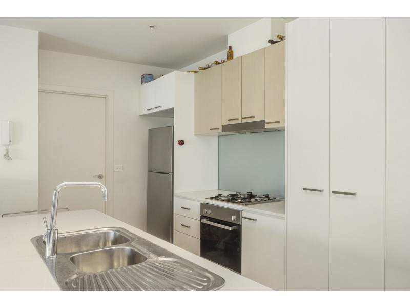 14/881 Doncaster Road, Doncaster East VIC 3109