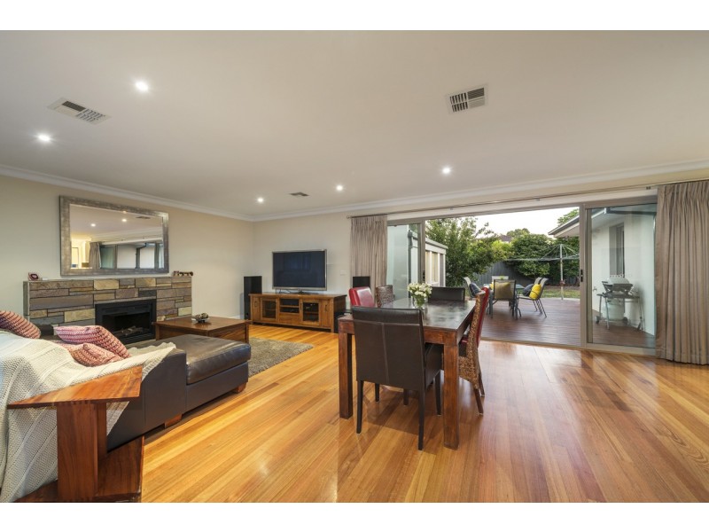 422 Springfield Road, Mitcham VIC 3132