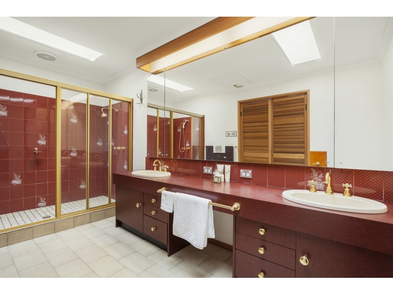 67 Santa Rosa Boulevard, Doncaster East VIC 3109