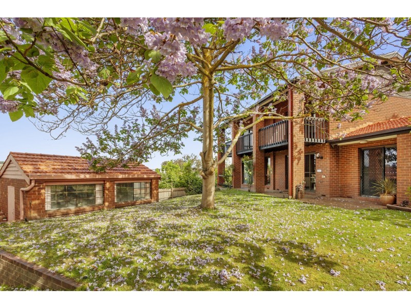 67 Santa Rosa Boulevard, Doncaster East VIC 3109