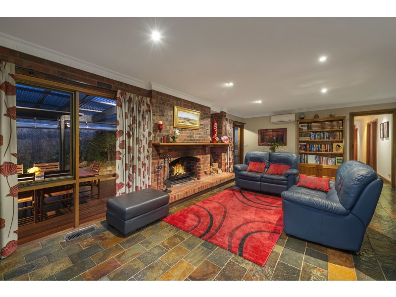 4 Hay Court, Doncaster East VIC 3109