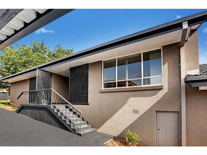 1/2 Campbell Street, Heathmont VIC 3135