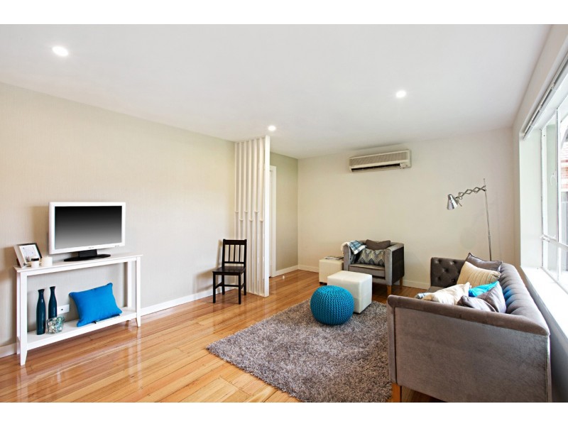 1/2 Campbell Street, Heathmont VIC 3135