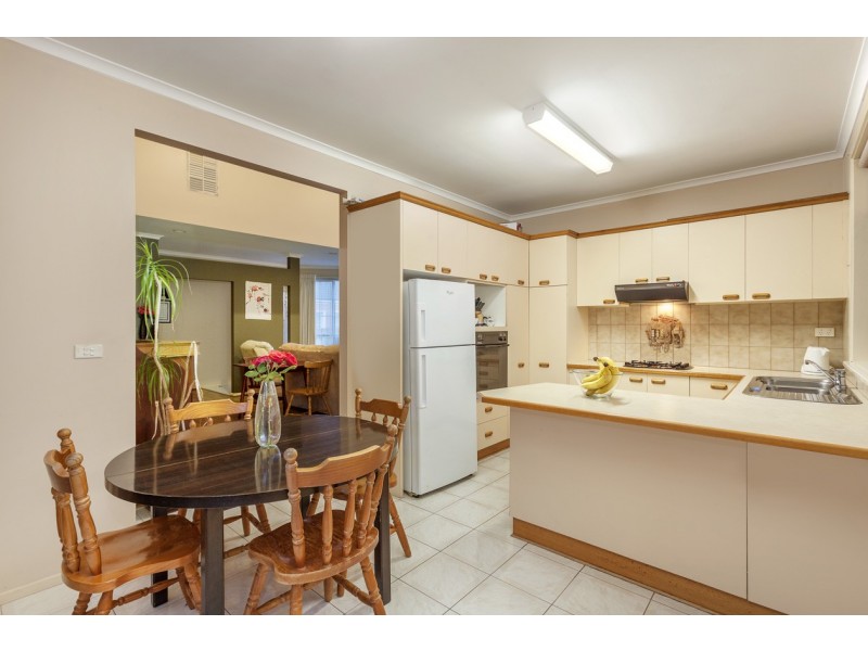 2/11 Kennon Street, Doncaster East VIC 3109