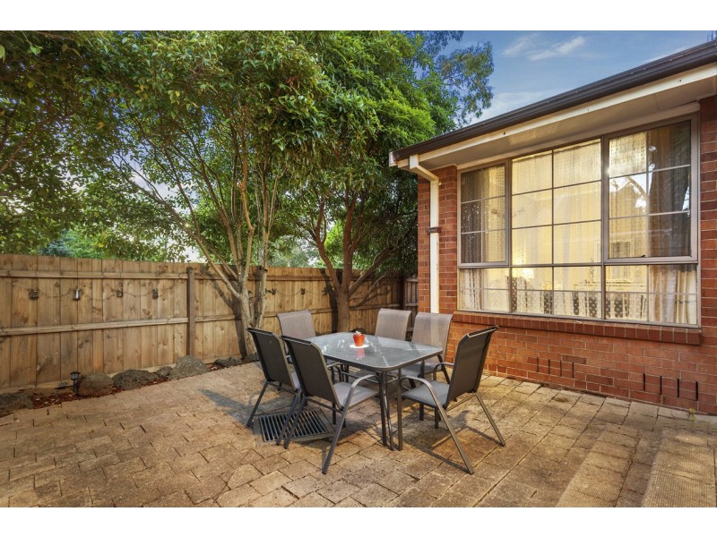 2/11 Kennon Street, Doncaster East VIC 3109