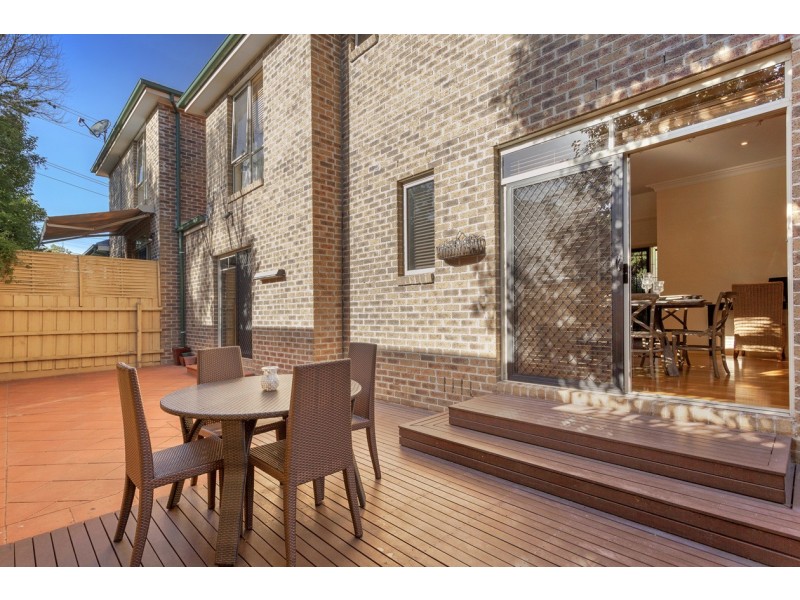 2/15 Kingsnorth Street, Doncaster VIC 3108