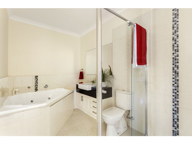 2/12 Gedye Street, Doncaster East VIC 3109