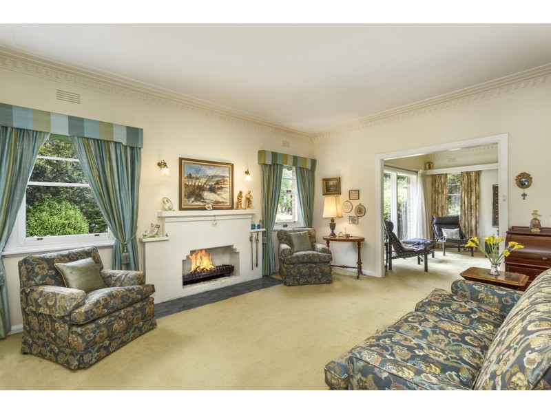 32 Sherwood Road, Mount Waverley VIC 3149