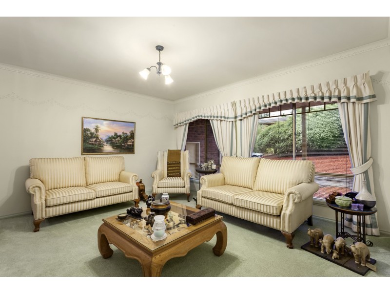 46 Nangathan Way, Croydon North VIC 3136