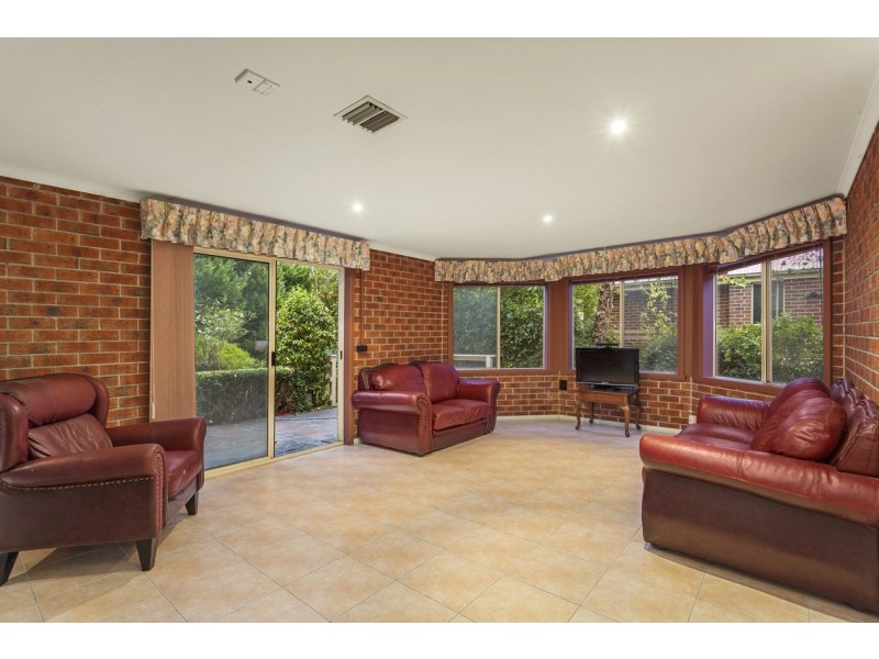 46 Nangathan Way, Croydon North VIC 3136