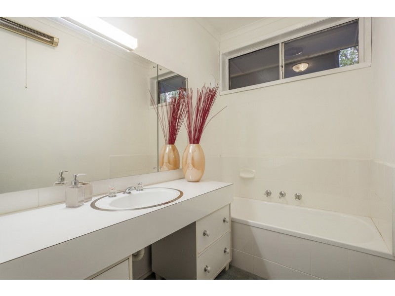 12 Virginia Court, Bulleen VIC 3105