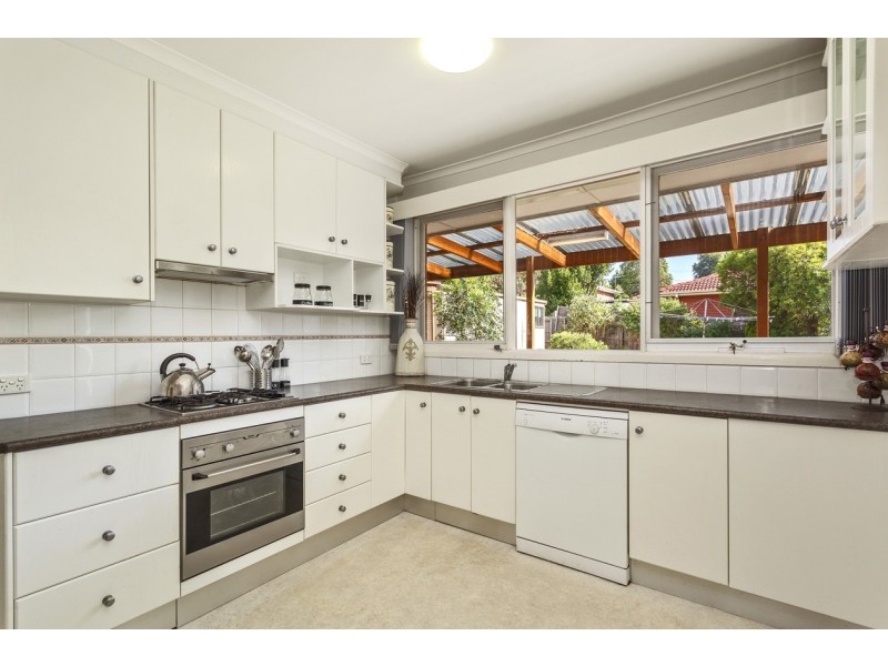 39 Renshaw Street, Doncaster East VIC 3109