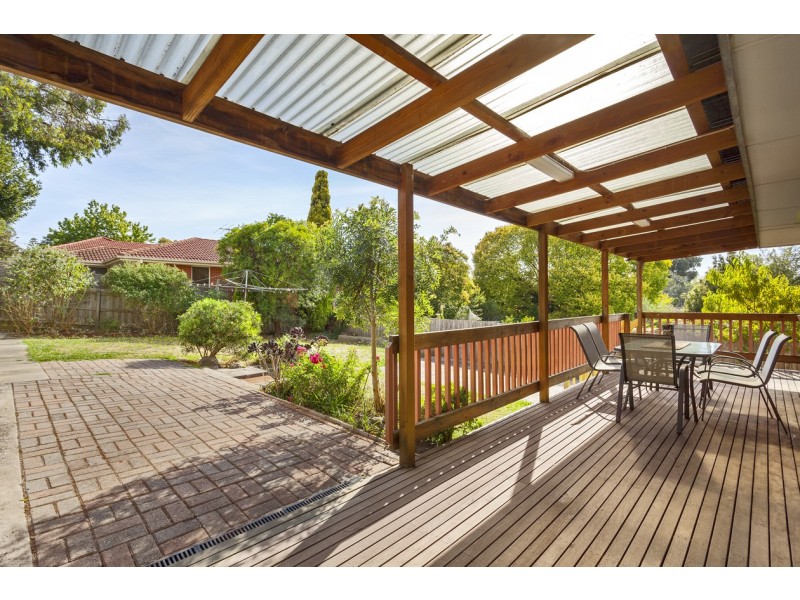 39 Renshaw Street, Doncaster East VIC 3109