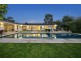 8 Pinewood Drive, Templestowe VIC 3106