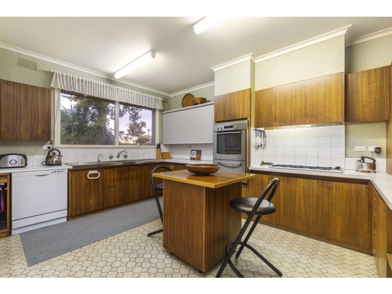 4 Buller Terrace, Templestowe Lower VIC 3107
