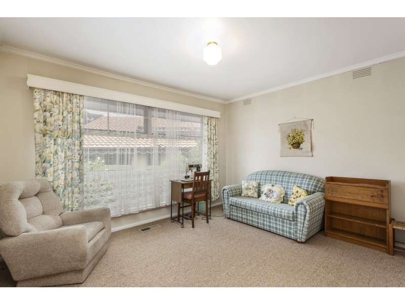 19 Aminga Avenue, Doncaster East VIC 3109