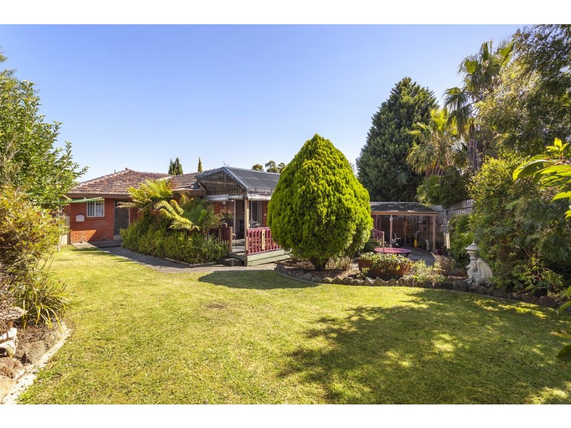 31 Worthing Avenue, Doncaster East VIC 3109