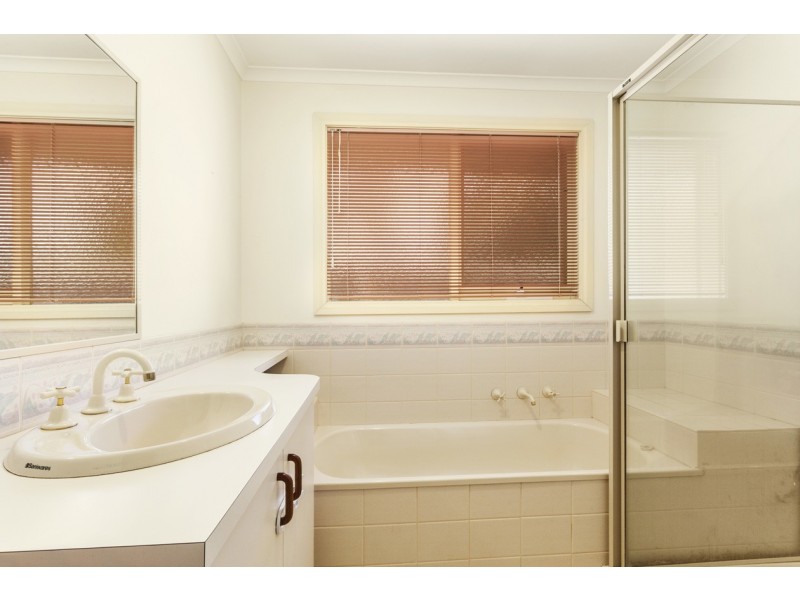 16 Aspinall Road, Box Hill North VIC 3129