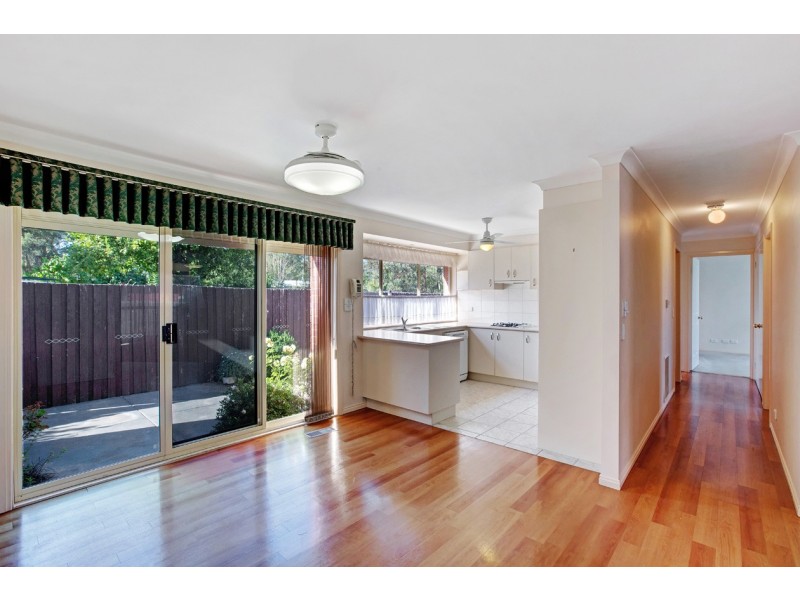 2/16 Sundew Avenue, Boronia VIC 3155