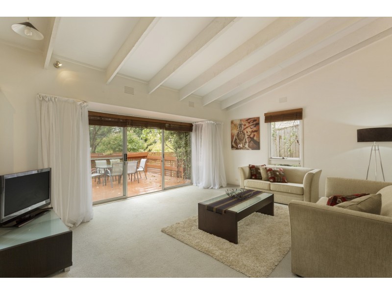 14 Cassinia Road, Templestowe Lower VIC 3107