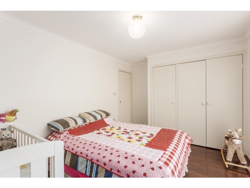 2/33 Wooddale Grove, Donvale VIC 3111