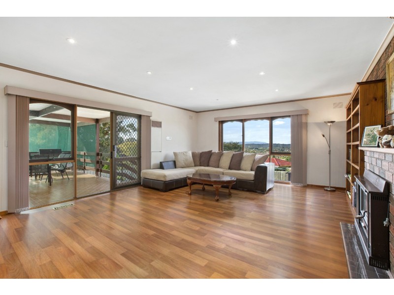 22 Woorarra Avenue, Doncaster East VIC 3109