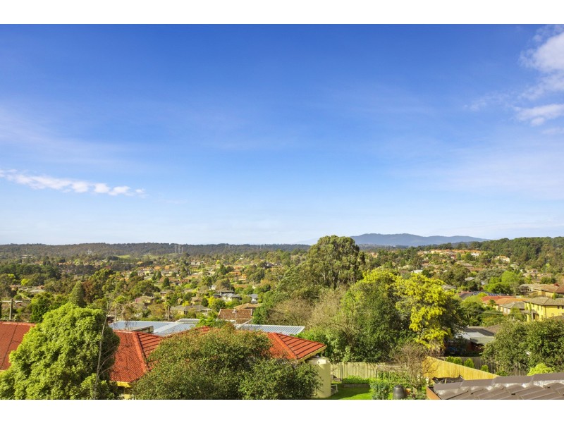 22 Woorarra Avenue, Doncaster East VIC 3109