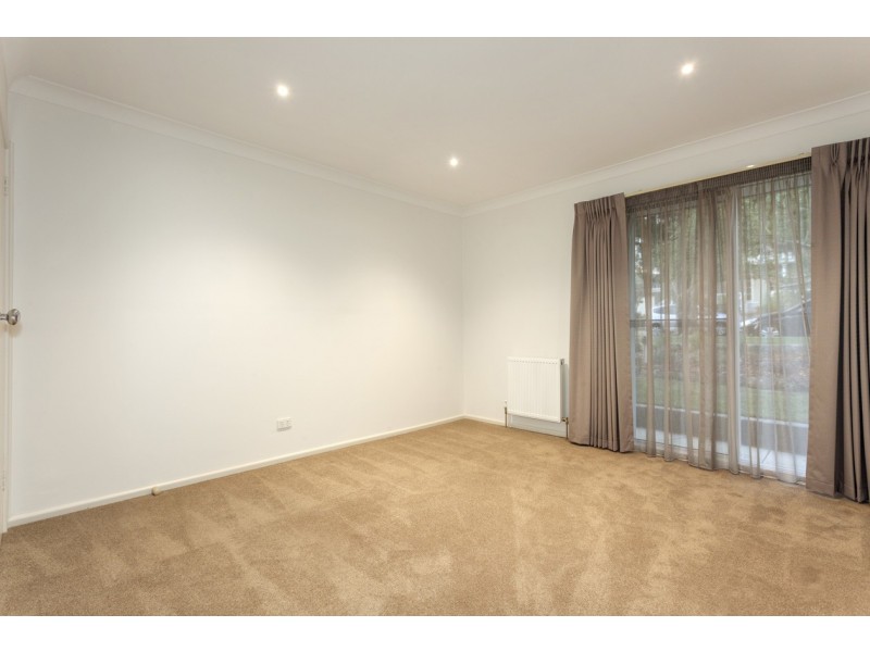 6 Darrandaul Drive, Bulleen VIC 3105