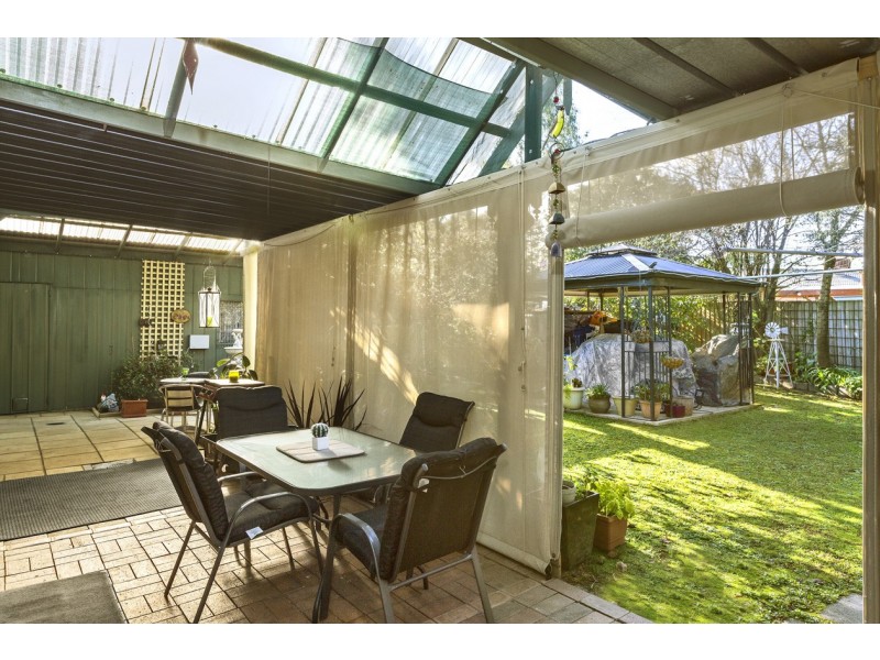 33 Huntingdon Avenue, Bayswater North VIC 3153