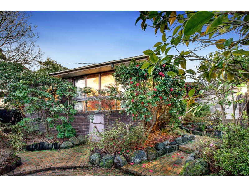 198 Oban Road, Ringwood North VIC 3134