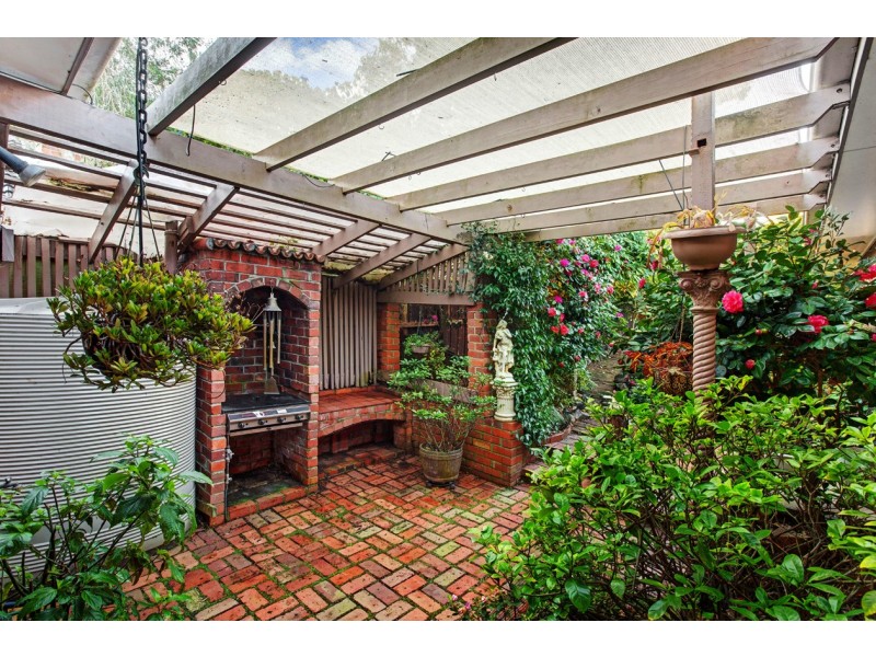 198 Oban Road, Ringwood North VIC 3134