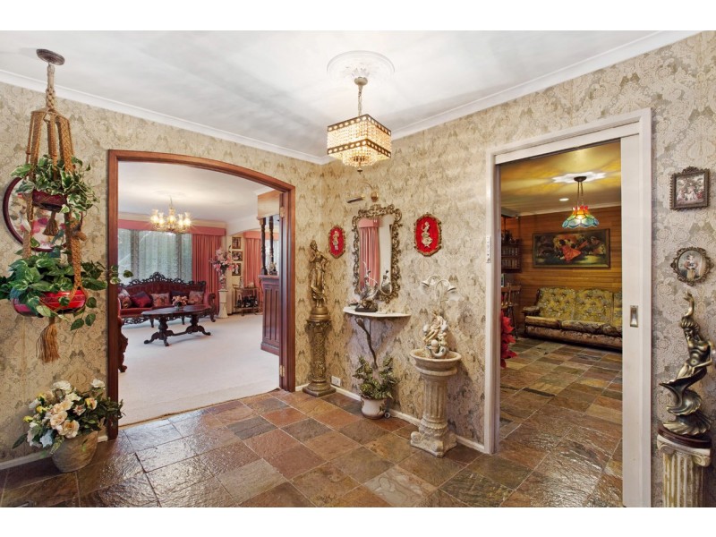 198 Oban Road, Ringwood North VIC 3134