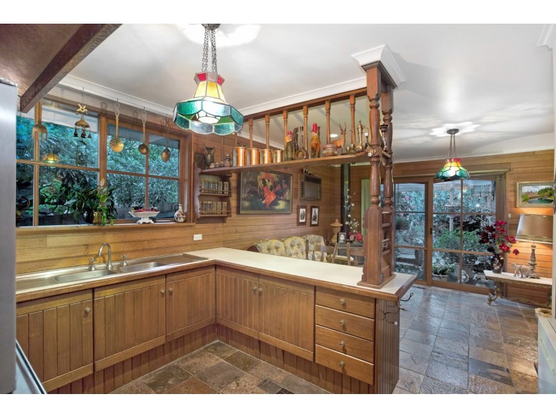 198 Oban Road, Ringwood North VIC 3134