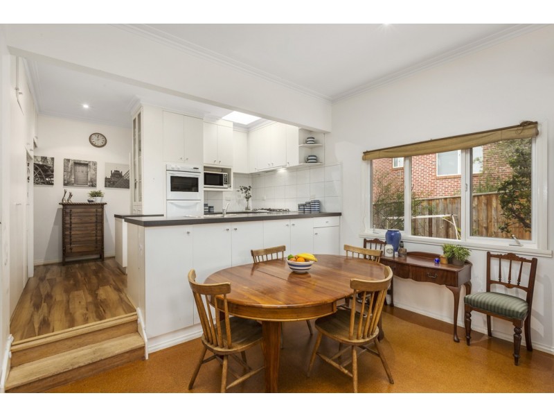 18 Cumberland Avenue, Balwyn North VIC 3104