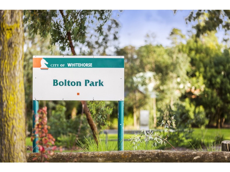 12/22 Whitehorse Road, Blackburn VIC 3130