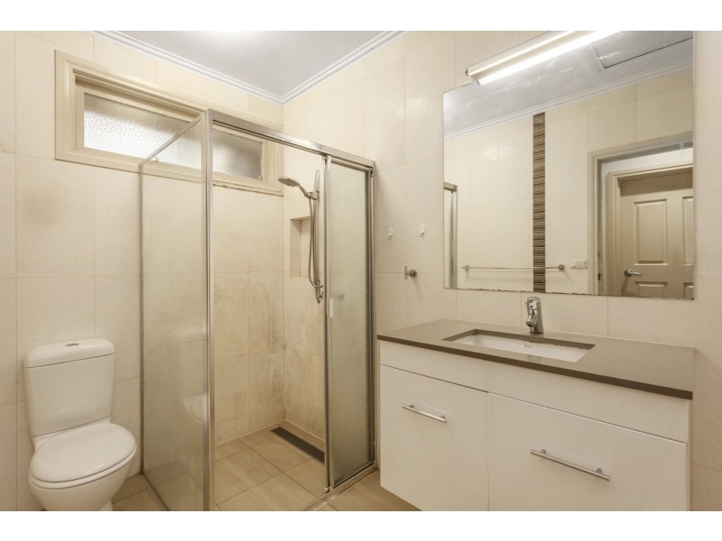 17 Middlefield Drive, Blackburn North VIC 3130