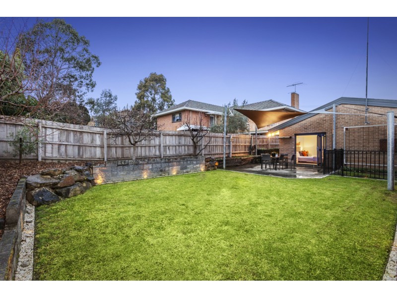 19 Renshaw Street, Doncaster East VIC 3109