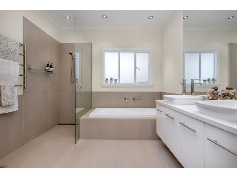 14 Lindsay Avenue, Nunawading VIC 3131