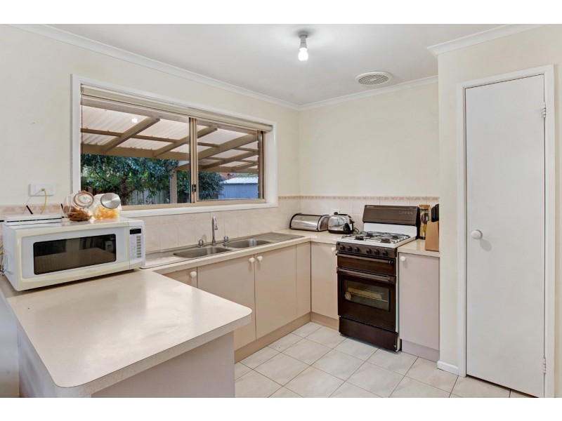 2/16 Valerie Court, Heathmont VIC 3135