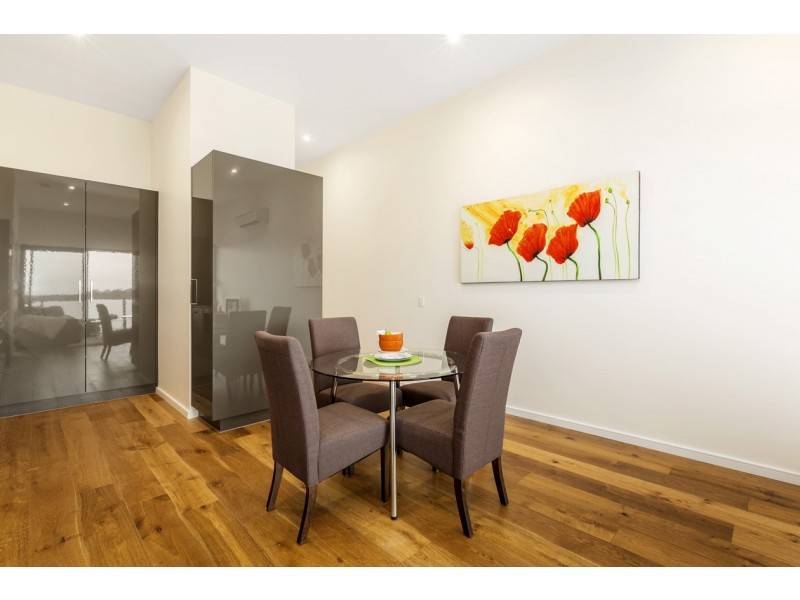 302/187 Reynolds Road, Doncaster East VIC 3109