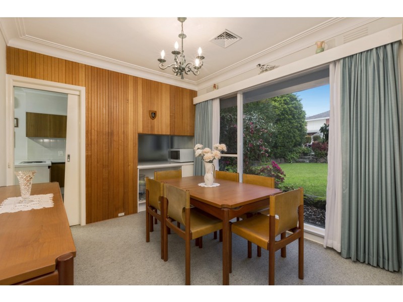 13 Lauri Ann Street, Templestowe Lower VIC 3107