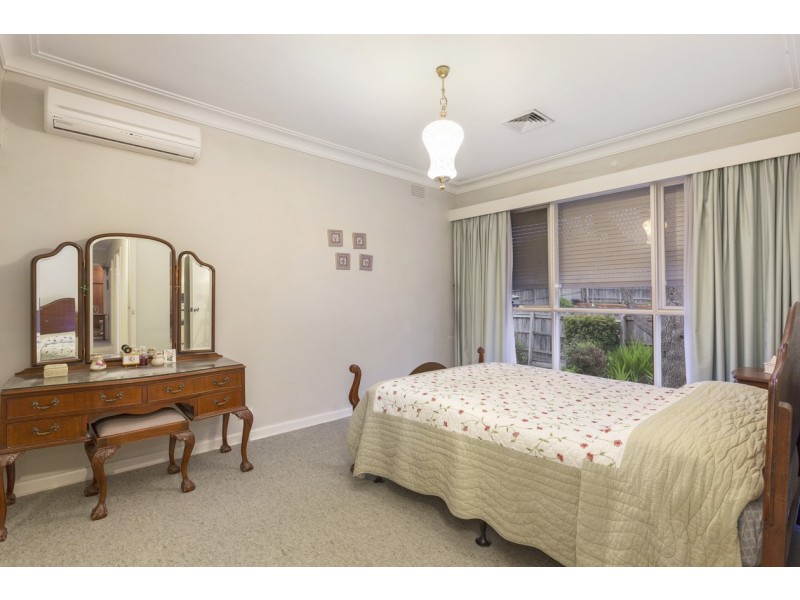 13 Lauri Ann Street, Templestowe Lower VIC 3107