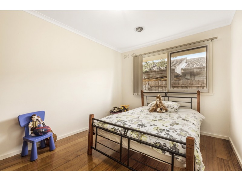 52 Grantley Drive, Glen Waverley VIC 3150