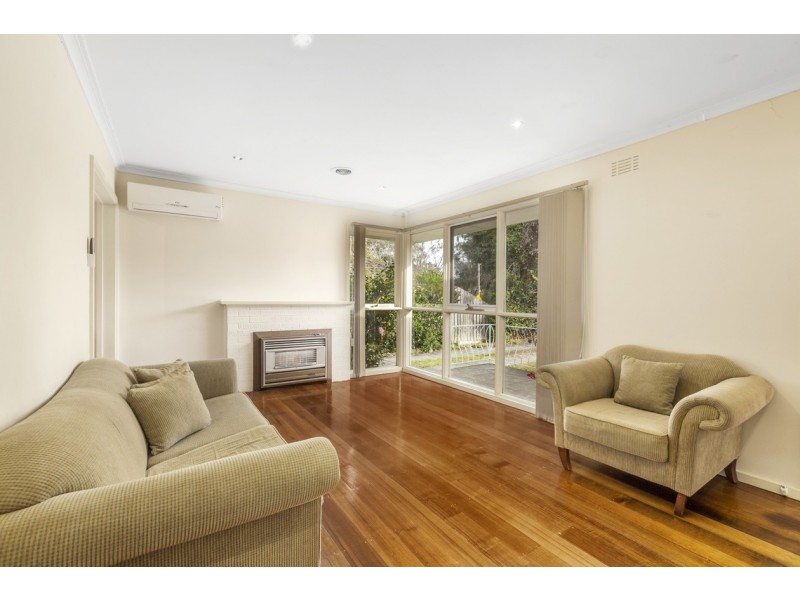 52 Grantley Drive, Glen Waverley VIC 3150