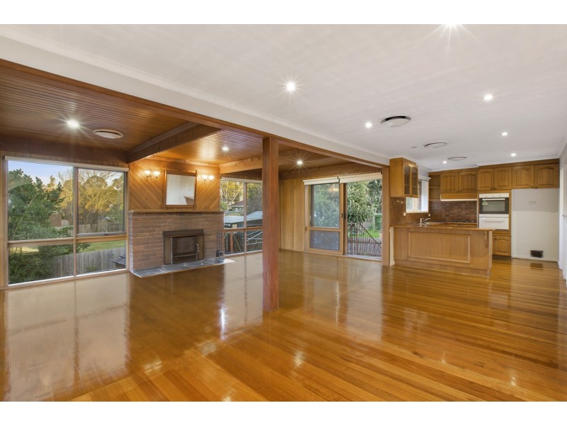 12 Alison Avenue, Bulleen VIC 3105