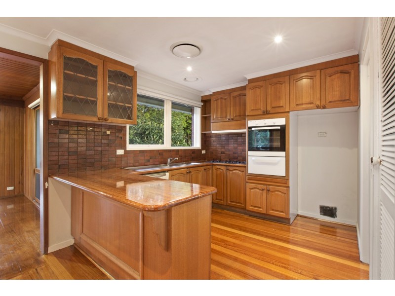 12 Alison Avenue, Bulleen VIC 3105