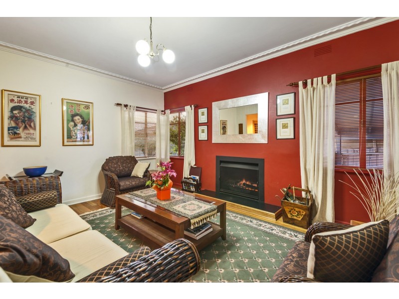 6 Tiller Street, Burwood East VIC 3151