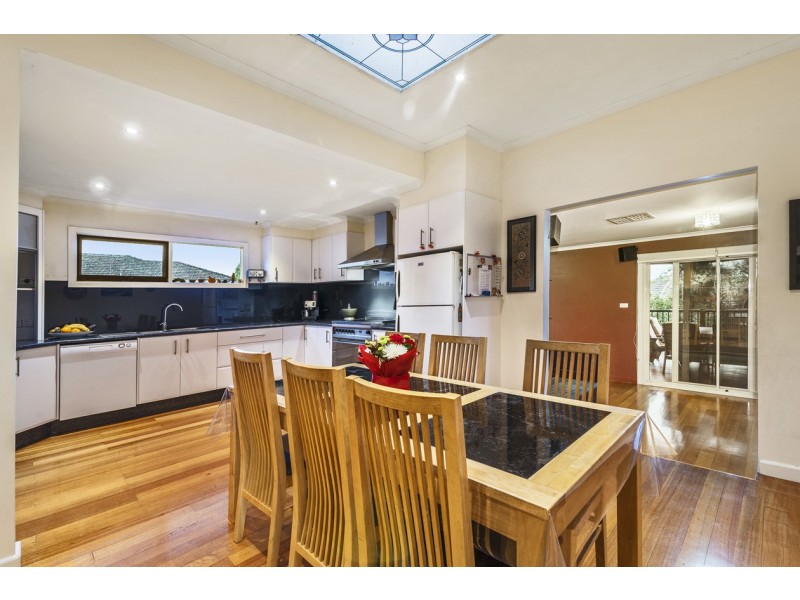 6 Tiller Street, Burwood East VIC 3151