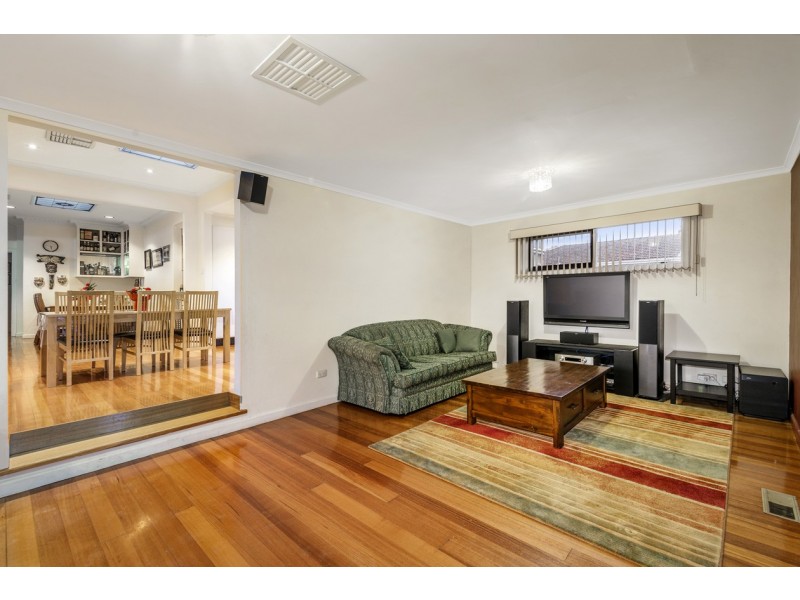 6 Tiller Street, Burwood East VIC 3151